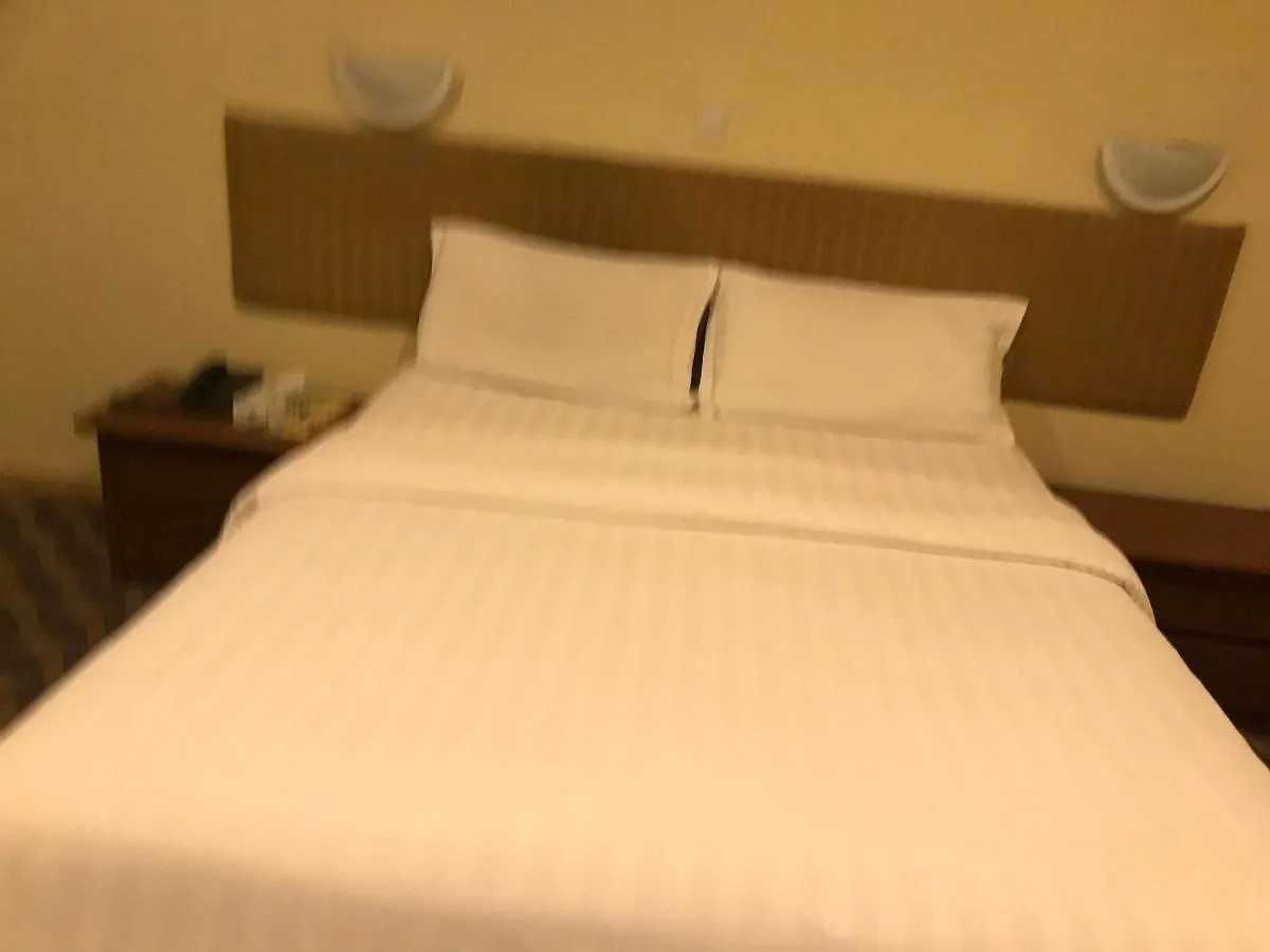 Oyo 443 Safari Al Khaleej Hotel Dammam 3*,  Saudi Arabia